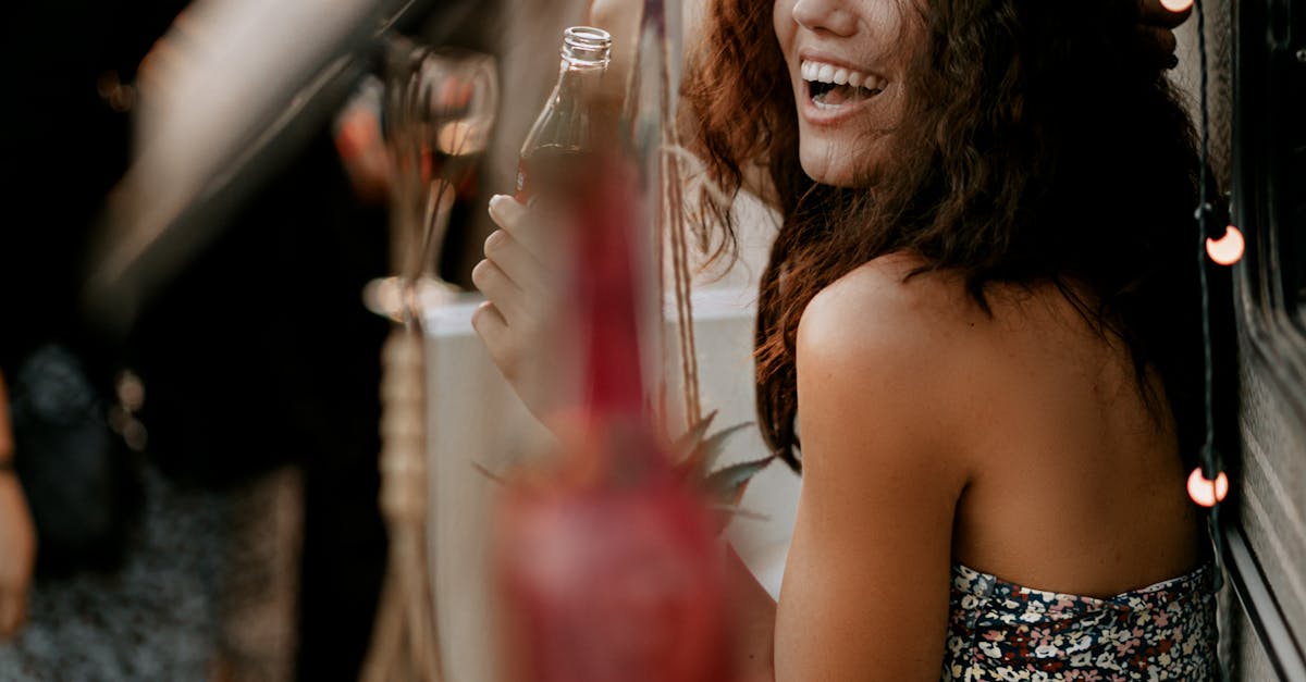 DreamGF vs FantasyGF: Photo Generation Showdown