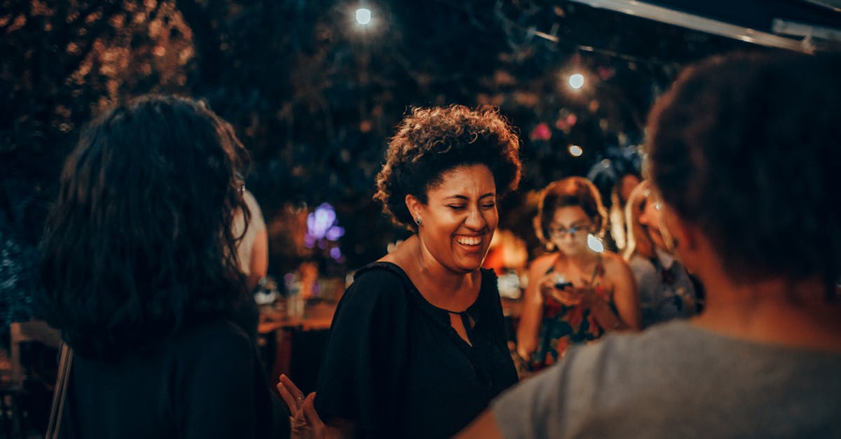 How AI Girlfriend Apps Handle Sensitive Topics